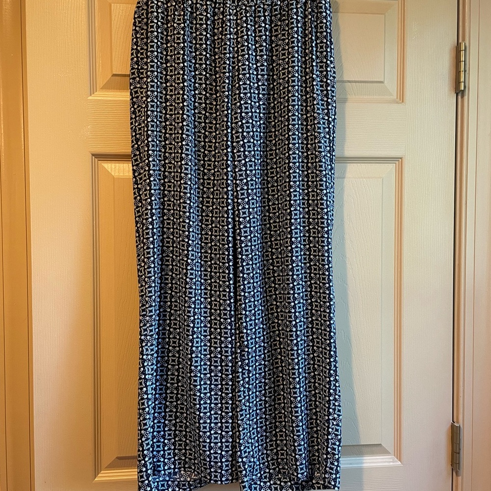 Rafaella Navy, Light Blue, & White‎ Geometric Stretchy Waist Pants, Size PS
